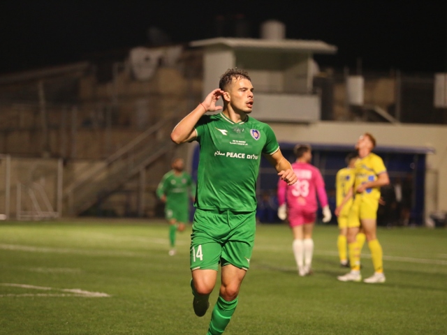 התפוח לא נופל רחוק מהעץ. צ'קאנה ג'וניור (מוחמד סרסור)